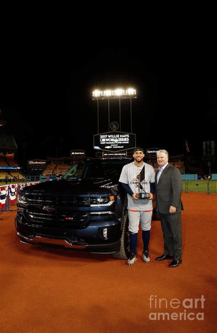 2017 Major League Baseball World Series Game Two: Houston Astros v. Los Angeles Dodgers