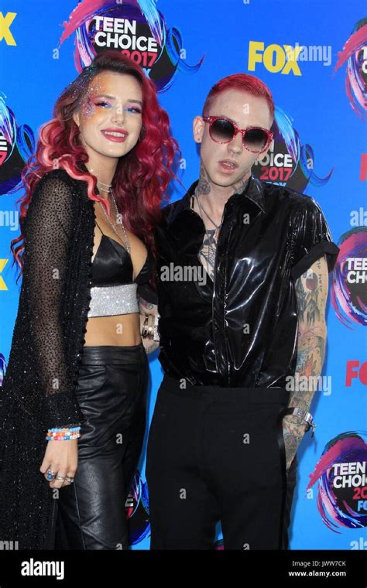 Bella Thorne, Blackbear Bella Thorne, left, and rapper Blackbear arrive at the Teen Choice Awards at the Galen Center, in Los Angeles 2017 Teen Choice Awards - Arrivals, Los Angeles, USA - 13 Aug 2017