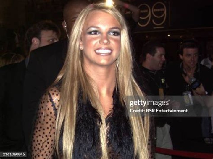 Britney Spears arrives at the Los Angeles premiere of "Once Upon a Time in Hollywood," at the TCL Chinese Theatre, Monday, July 22, 2019. (Photo by Jordan Strauss/Invision/AP)