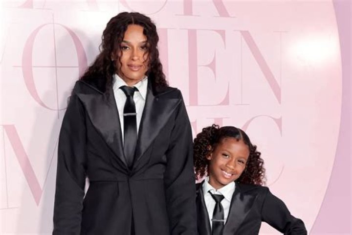 Ciara & Sienna