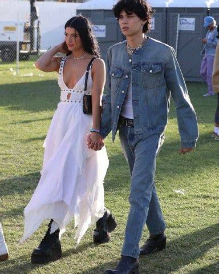 *EXCLUSIVE* Indio, CA - Couple Landon Barker and Dixie D'Amelio arrive at the Coachella Music Festival in Indio to watch Blink 182. Pictured: Landon Barker, Dixie D'Amelio BACKGRID USA 14 APRIL 2023 USA: +1 310 798 9111 / UK: +44 208 344 2007 / *UK Clients - Pictures Containing Children Please Pixelate Face Prior To Publication*