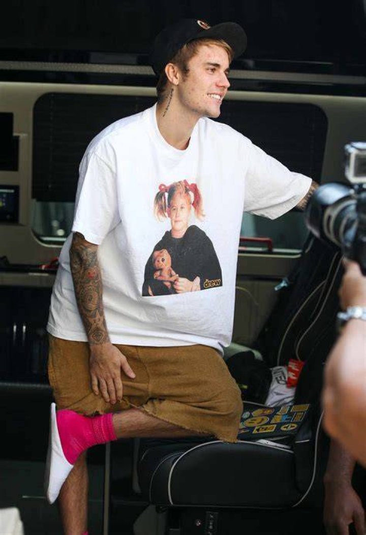 Justin Bieber Hates Shirts
