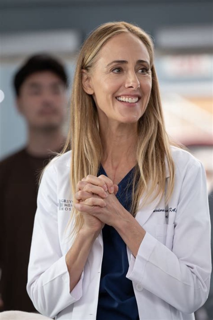 Kim raver