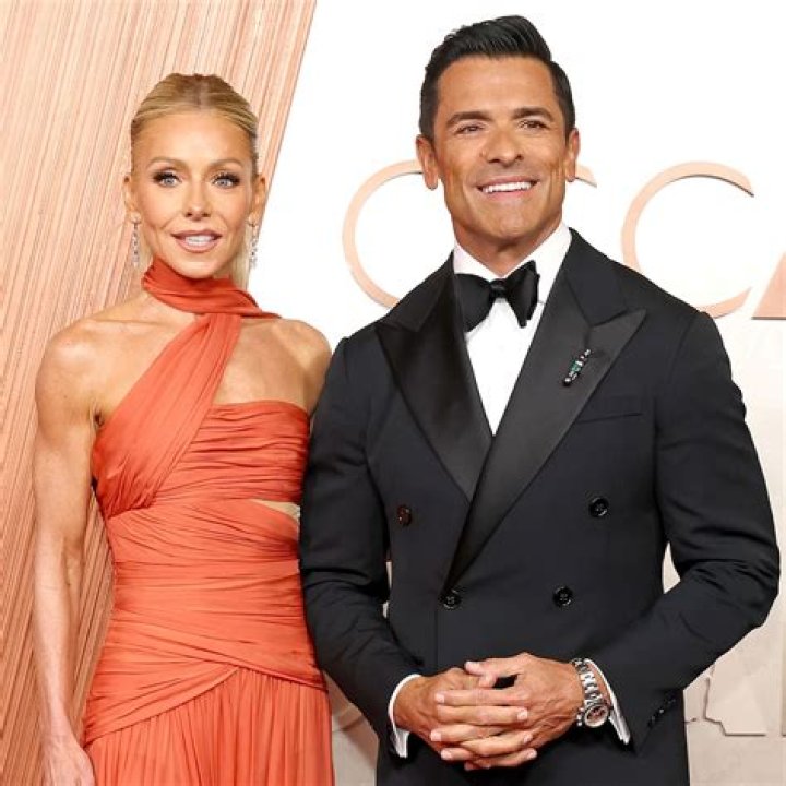 Mark Consuelos