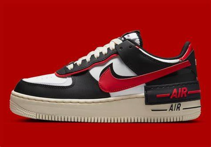 Nike Air Force 1 Shadow Shoes