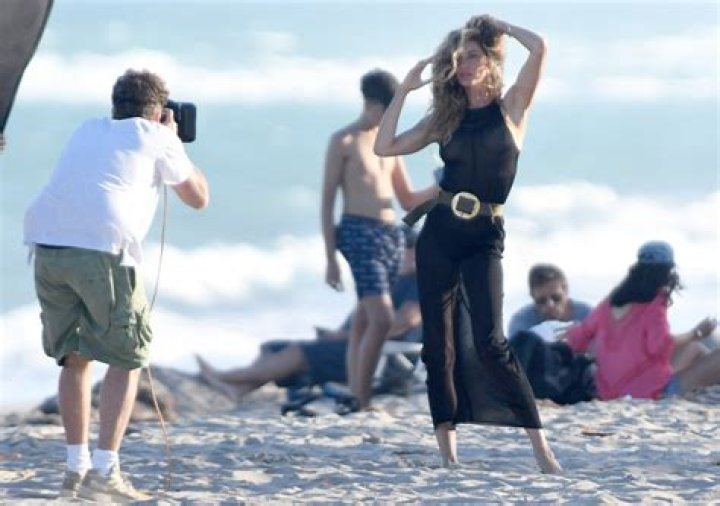 Supermodel Gisele Bundchen teases sultry pole dancing moves in knee high boots for Brazilian footwear brand Arezzo's Winter 2023 campaign. The newly-divorced 42-year-old transforms into a blonde bombshell in these striking images to promote the sassy collection by creative director Giovanni Bianco. She dons a silvery tassled dress as well as cheeky one piece leotards while posing up a storm for the racy shots. &ldquo;Brazil has so many beautiful things to show the world,&rdquo; she said in a brand press release. &ldquo;Brazilian fashion has its style and immense diversity. Brazil is a strong exporter of footwear to the world and it is nice to see this industry always innovating and growing. &ldquo;Arezzo is a brand so beloved by women and I am very happy to be in the brand's campaign again&rdquo;. The array of footwear features classic boots, with an emphasis on tall over the knee designs, as well as platforms, in a mix of textures and materials. Heavy shoes with treated soles, buckles, laces and chains are also prominent in the line. The complete collection is available here 09 Mar 2023 Pictured: Gisele for Arezzo. Photo credit: Arezzo/MEGA TheMegaAgency.com +1 888 505 6342 (Mega Agency TagID: MEGA953794_003.jpg) [Photo via Mega Agency]