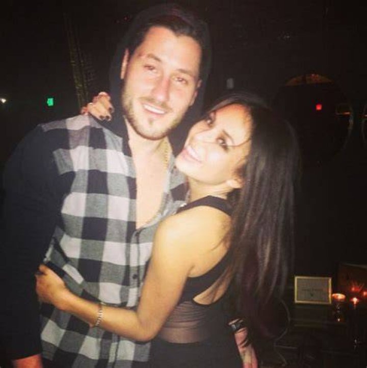 Val Chmerkovskiy Janel Parrish Romance